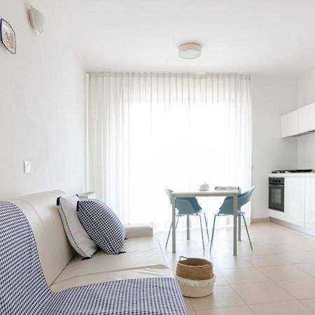 Residenza Excelsior - Bilocali Piano Terra Leilighet Marina Di Montenero Eksteriør bilde