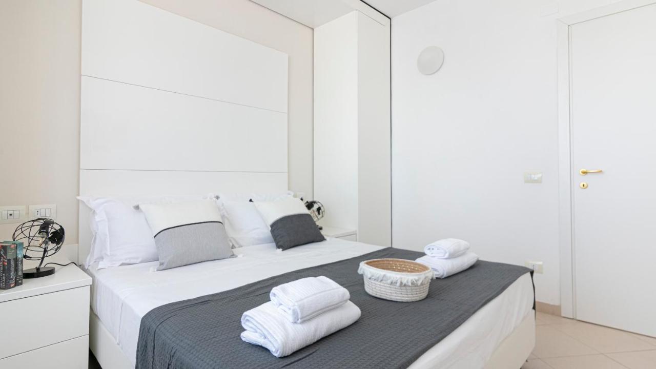 Residenza Excelsior - Bilocali Piano Terra Leilighet Marina Di Montenero Eksteriør bilde