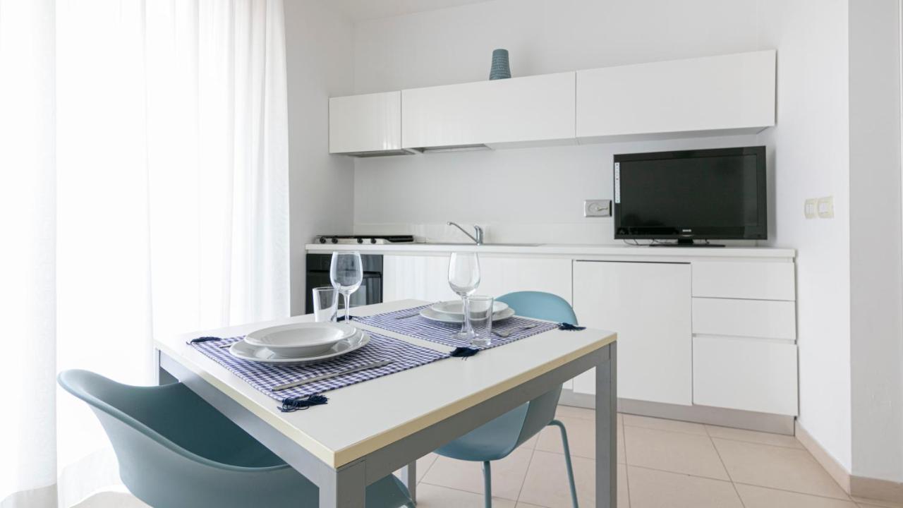 Residenza Excelsior - Bilocali Piano Terra Leilighet Marina Di Montenero Eksteriør bilde